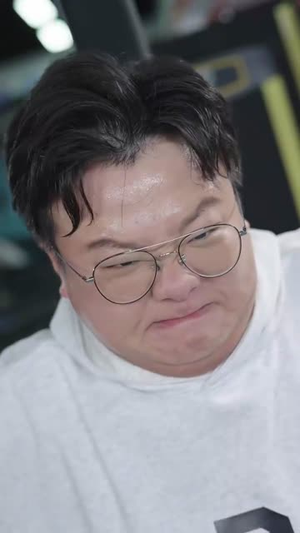 热辣老爸重返18岁（70集）女频短剧推荐