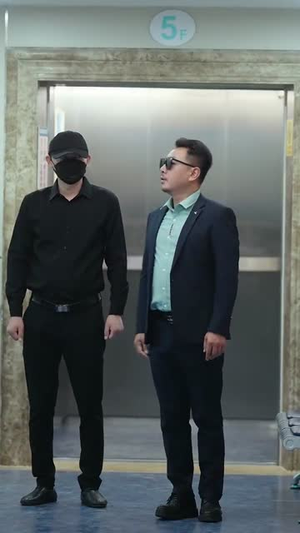 她的心间雀（30集）在线观看全集