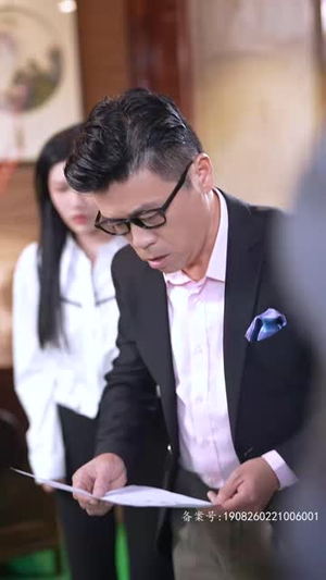 闪婚当天植物人老公站起来了（97集）在线看免费版