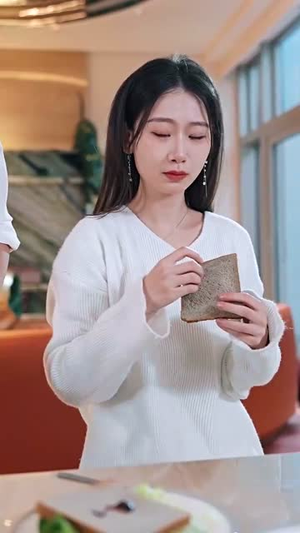 女王驾到前夫悔断肠（87集）火爆热门短剧