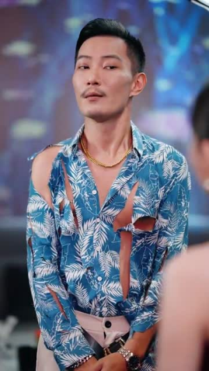 夫人，她在线直播救贺先生（89集）爆款短剧追不停