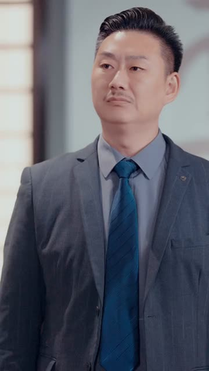 误拆快递，发现上司秘密（97集）常回家看看短剧