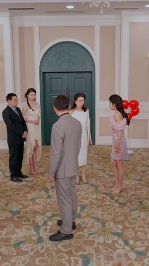 错爱后，被美女老板抢婚（80集）独家资源免费看