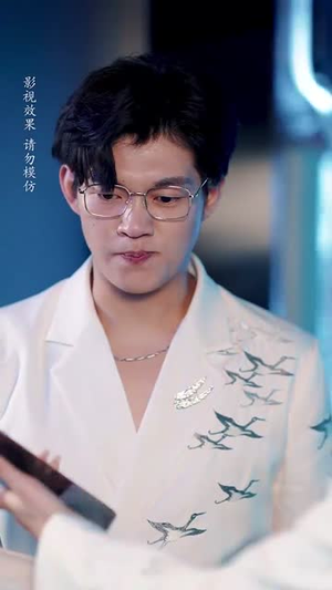 老婆别闹我真的只是保安 (60集) 爆款短剧追不停