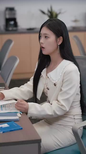 好久不见秦队长(80集) 好久不见秦队长(80集)精彩短剧合集