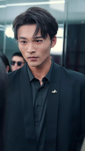 离婚后卿小姐名动全球（60集）看到大结局