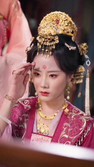 皇帝你别走(84集) 皇帝你别走(84集)短剧后续更精彩