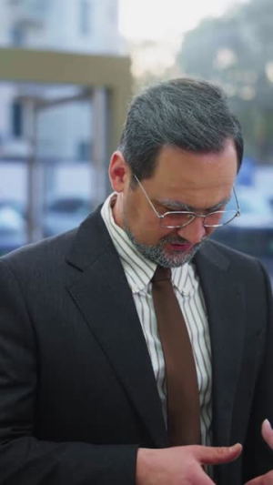 重生之奶奶出海造梦（30集）红果免费看短剧