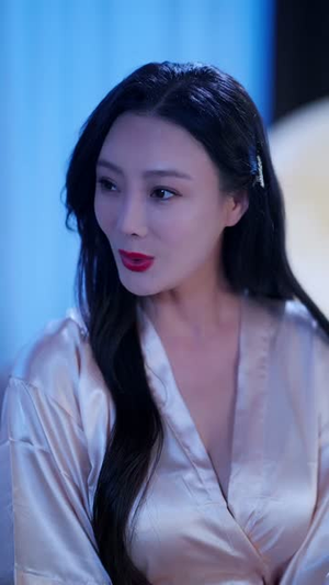 她位高权重，偏撩我（80集）看短剧放松一下