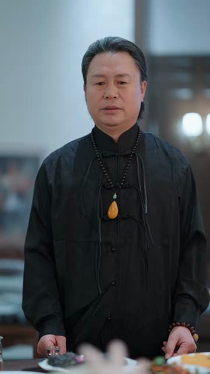 让你当保安，你去泡美女校花（80集）女主谁演的