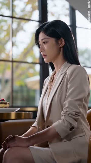 逆风生花（42集）女主谁演的