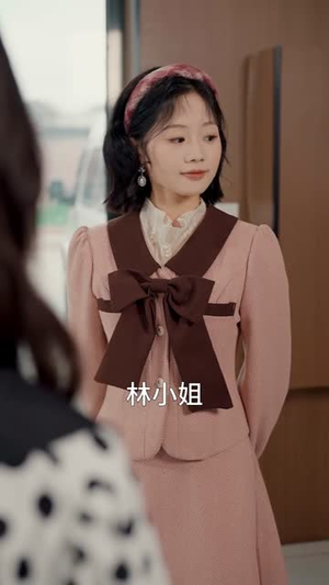 穿书八零，甩了前夫后我爆火全省（50集）短剧中追到爽