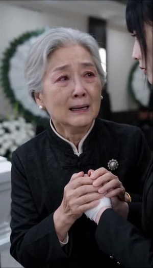 殡仪馆的锦旗少女（36集）更新时间