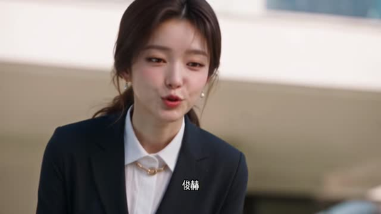 萌宝归来,总裁爹爹他傻了(50集) 萌宝归来,总裁爹爹他傻了(50集)短剧推荐更新中