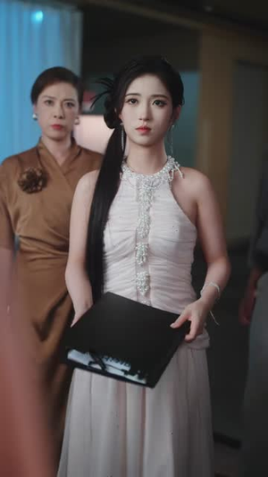 正在搬砖,被宋小姐拉去闪婚了(80集) 正在搬砖,被宋小姐拉去闪婚了(80集)全集在线看