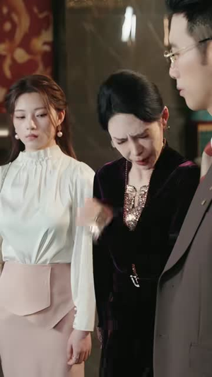 他护着师妹,温小姐果断退场(63集) 他护着师妹,温小姐果断退场(63集)最新火爆短剧