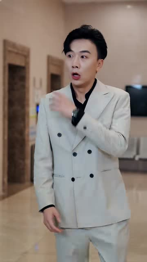 一卦显圣1：得到道家传承后我终于发达了（73集）精彩短剧合集