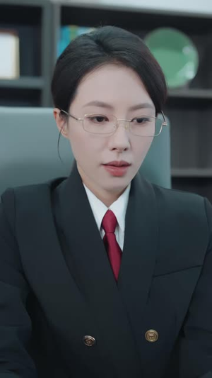 离婚当天，前夫的案子归我审（63 集）在哪个平台看