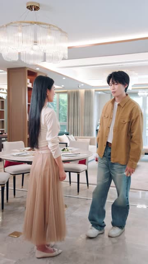 刺猬抱团,只会更痛(41 集) 刺猬抱团,只会更痛(41 集)女主角是谁