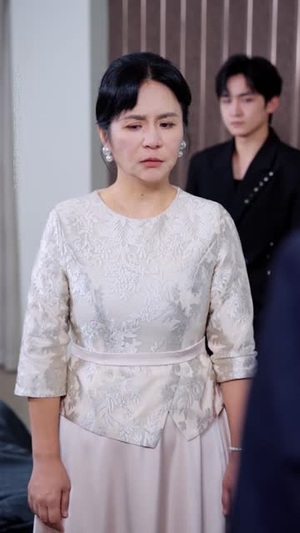 入狱五年,我等的就是今天(52 集) 入狱五年,我等的就是今天(52 集)主演是谁