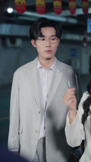 痛感共同体(70 集) 痛感共同体(70 集)穿书短剧