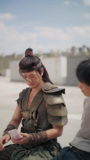 将军现代扛大包,养活古代百万军民(93 集) 将军现代扛大包,养活古代百万军民(93 集)狼狗男主